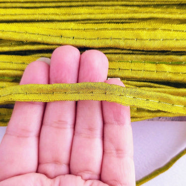2mm Flanged Insertion Piping on 9mm Band, Green Art Silk Fabric Trim, Cord piping Trim